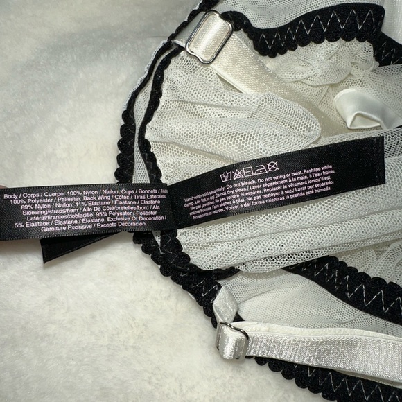 Victoria’s Secret women’s white sheer open front babydoll. Size 36c - Picture 4 of 5